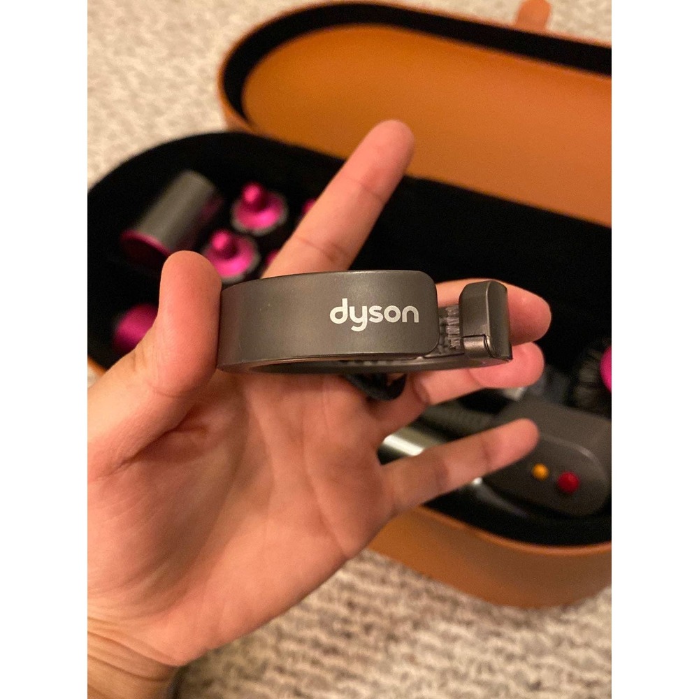 [Sold] Authentic Dyson Airwrap Complete Styler complete set - Picture 3 of 11